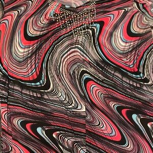 Susan Lawrence Pink and Black Swirl Short Sleeve Top